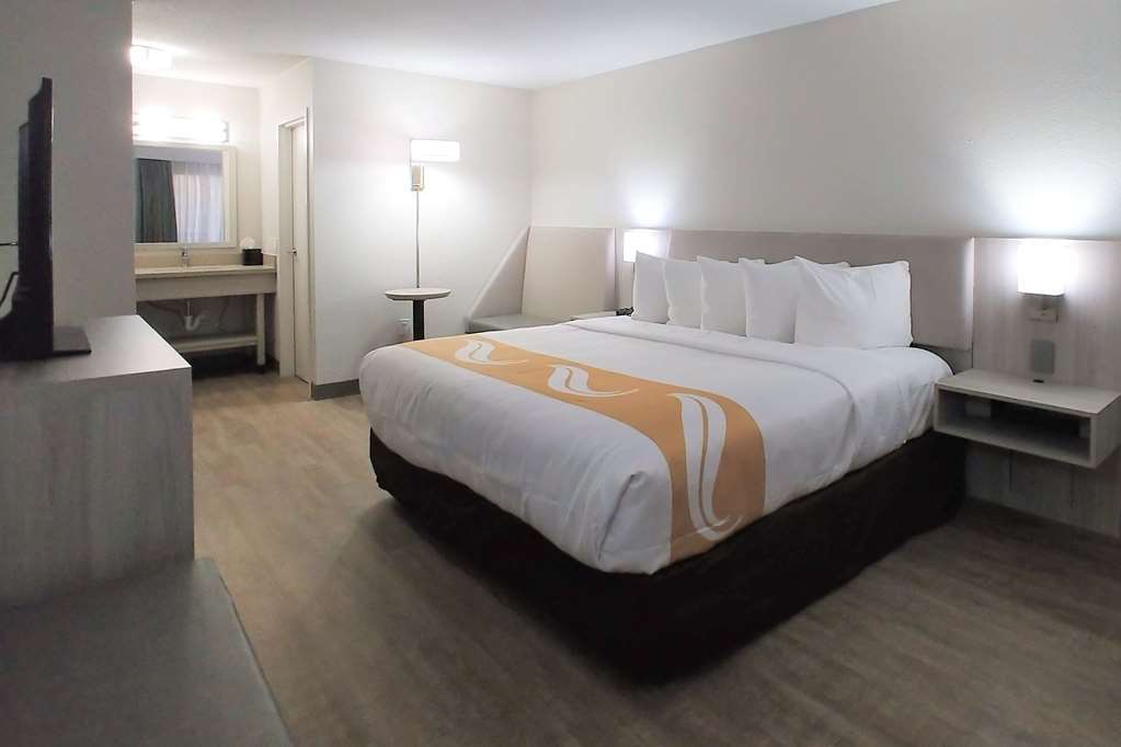 Quality Inn Atlantic Beach-Mayo Clinic Jax Area Room photo